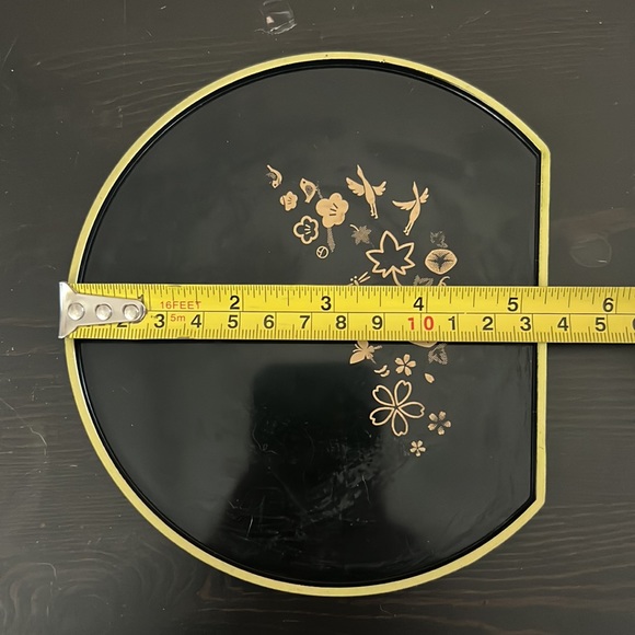 Assorted Japanese Plates - Picture 4 of 10